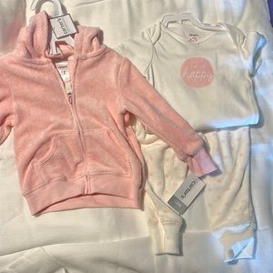 12 month girls 3 piece outfit- sweatshirt, onesie shirt and pants